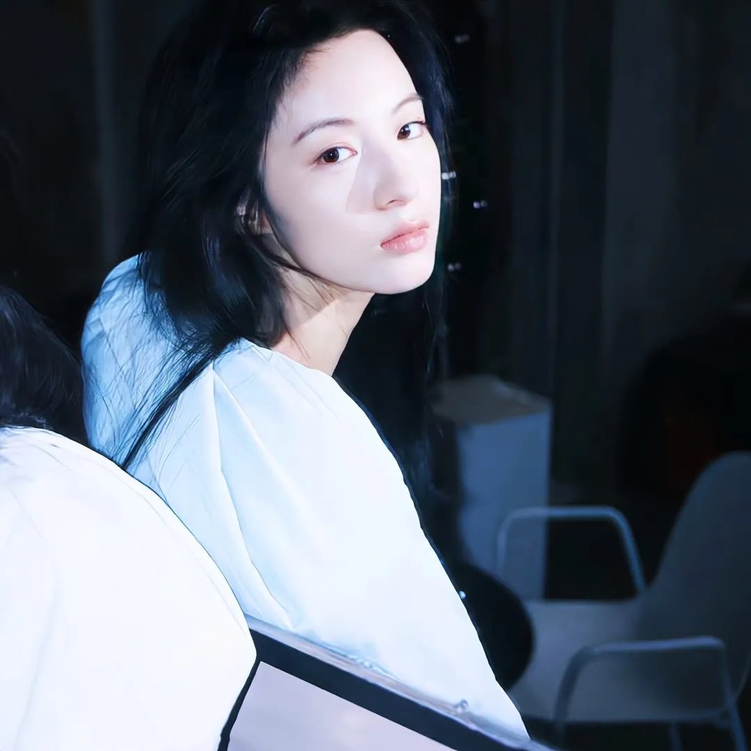 商总别装了夫人是隐藏大佬